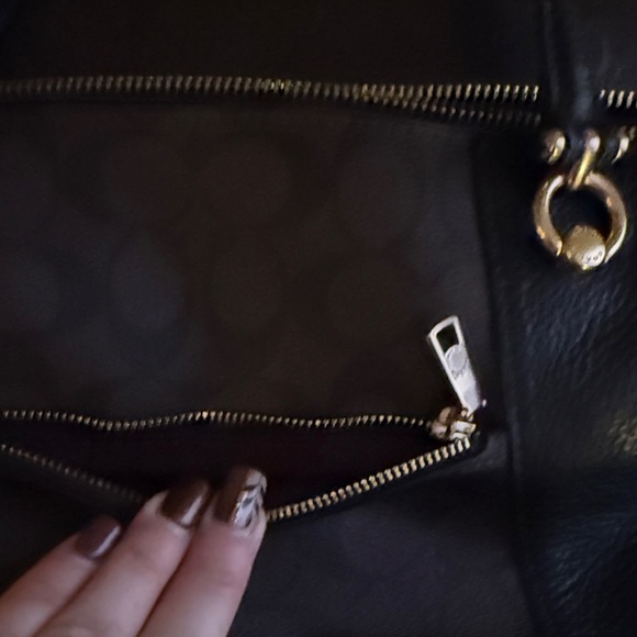 Coach Black and Brown Shoulder Bag with Gold Accents - Picture 5 of 8